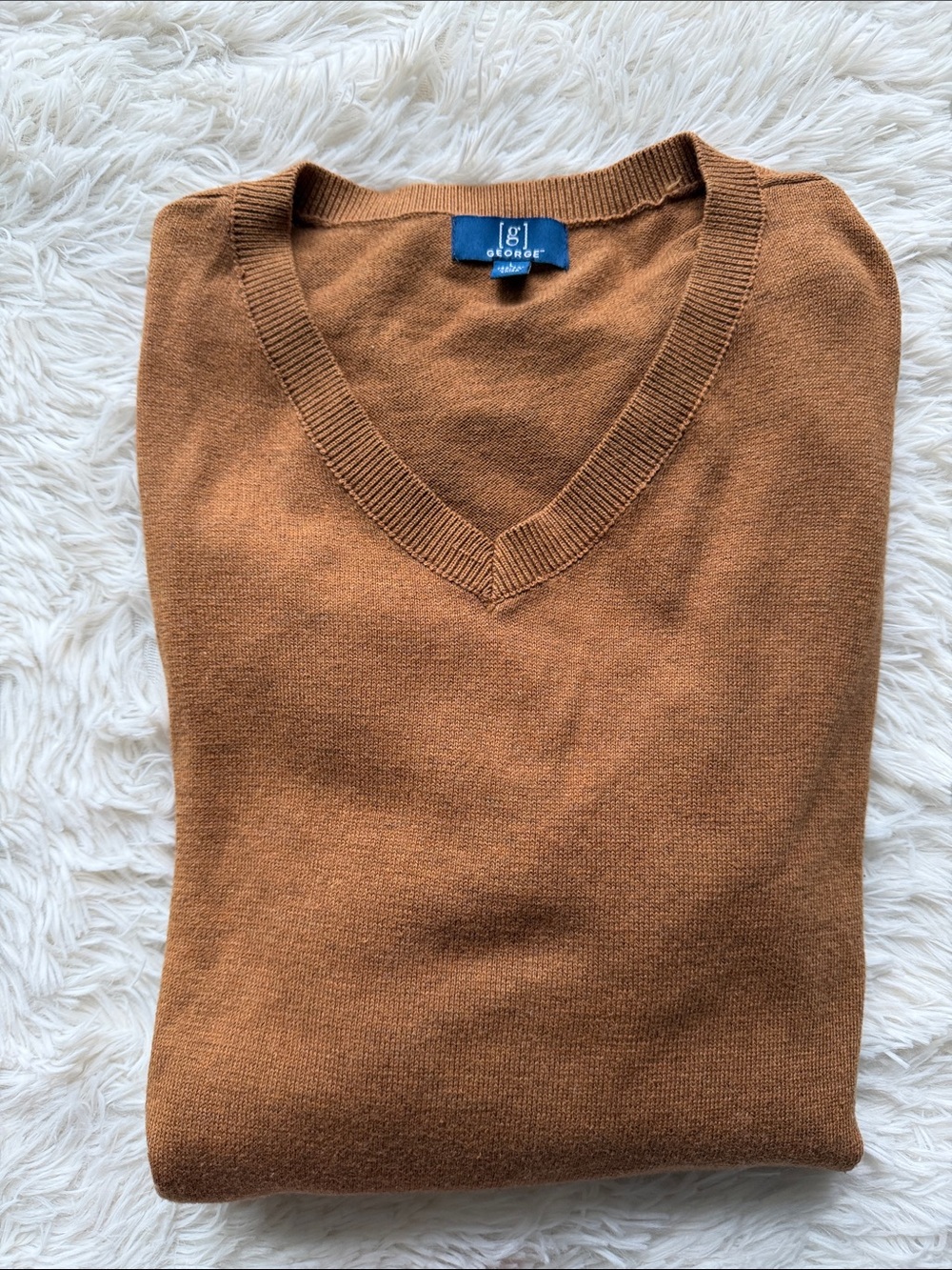 Brand New George Men’s V-Neck Sweater in Warm Camel Brown